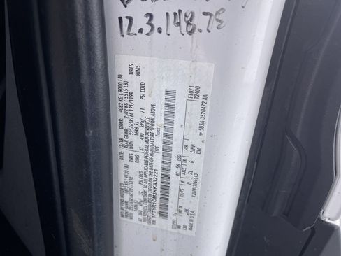 Used 2019 Ford Transit 250 130 Medium Roof image 12
