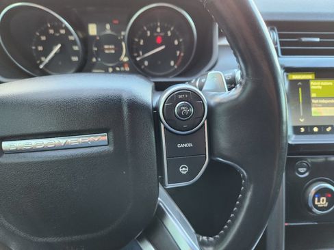 Used 2017 Land Rover Discovery HSE Luxury AWD/4WD image 26