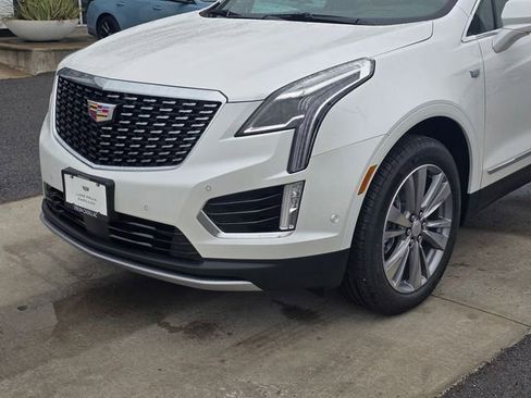 New 2026 Cadillac XT5 Premium Luxury w/ Driver Assist Package FWD image 10