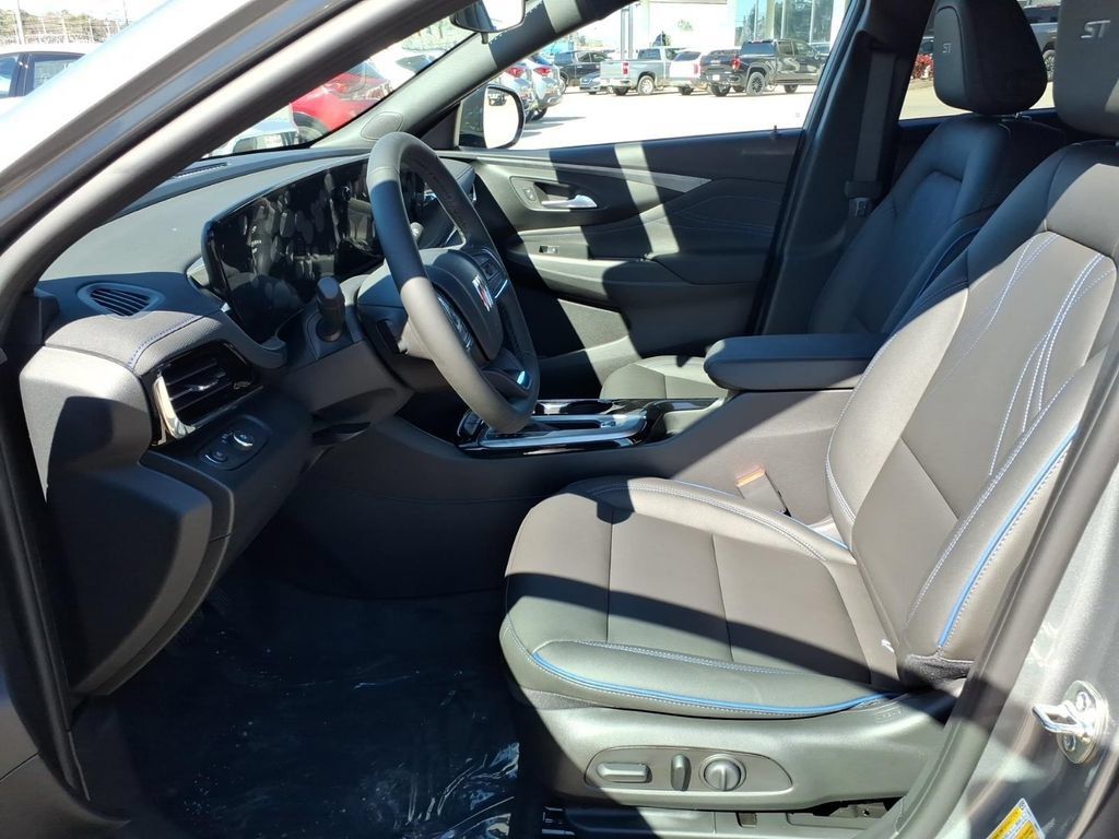 New 2026 Buick Envista Sport Touring w/ Convenience I Package FWD image 11