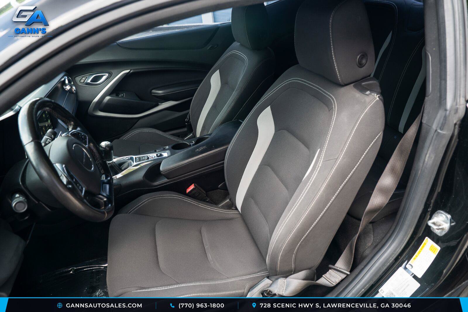 Used 2019 Chevrolet Camaro LS RWD image 18