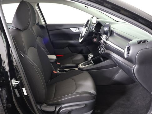 Used 2024 Kia Forte LXS image 27