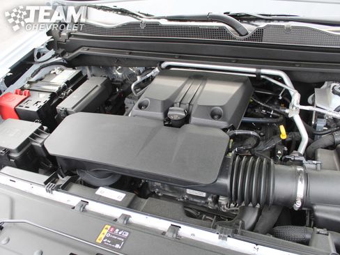 Used 2025 Chevrolet Colorado W/T w/ WT Convenience Package II image 29