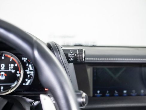 Used 2018 Lexus LC 500 Coupe image 37