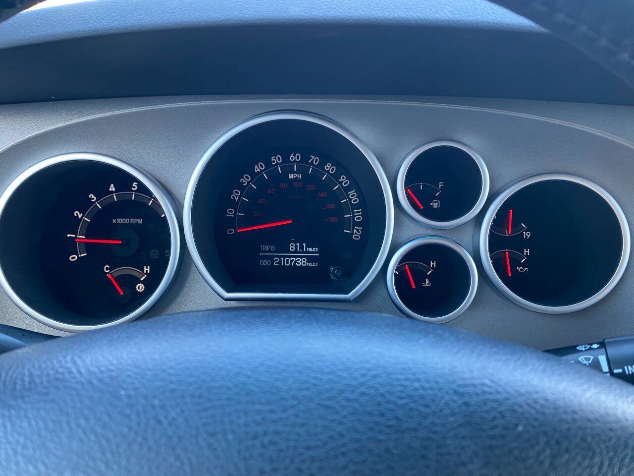 Used 2012 Toyota Sequoia Limited AWD/4WD image 14