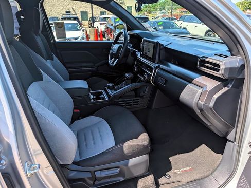 Used 2025 Toyota 4Runner TRD Off-Road AWD/4WD image 12