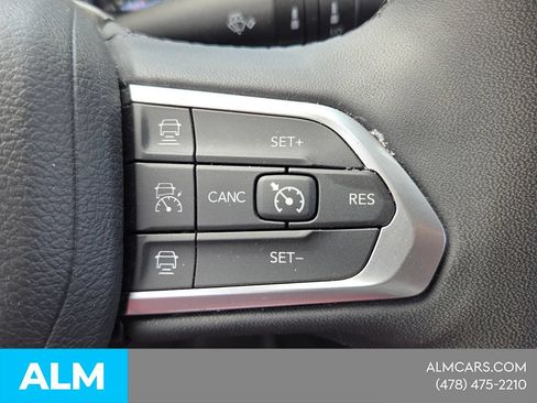 Used 2025 Jeep Compass Limited AWD/4WD image 23