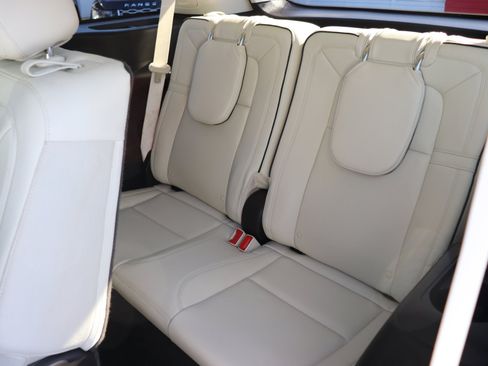 Used 2020 Lincoln Aviator Black Label w/ Dynamic Handling Package image 13