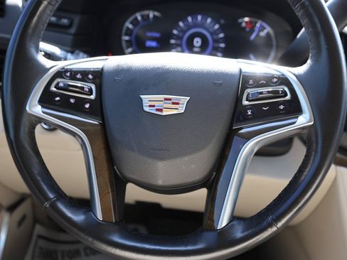 Used 2020 Cadillac Escalade Luxury AWD/4WD image 19