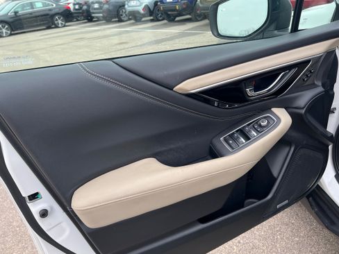 Certified 2023 Subaru Outback Limited image 17