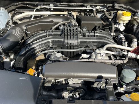 Used 2021 Subaru Crosstrek 2.0i Premium w/ Moonroof Package image 22