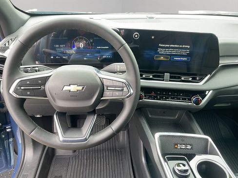 New 2026 Chevrolet Equinox LT w/ Convenience Package II image 15