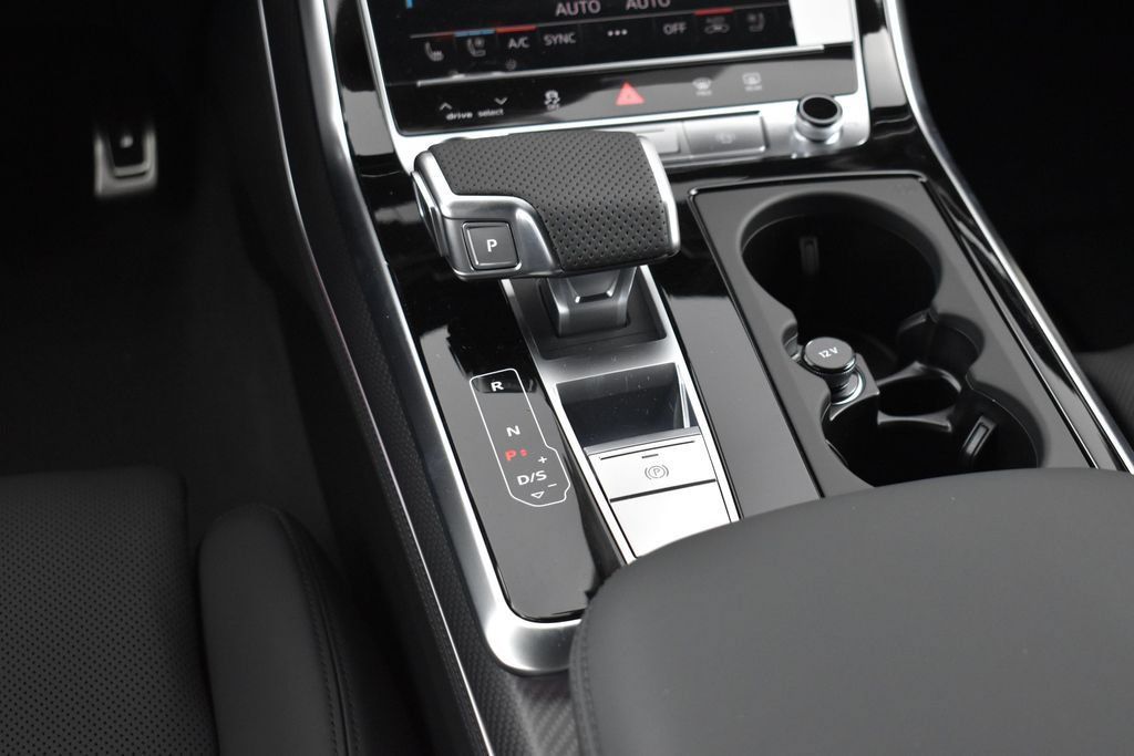 New 2026 Audi RS Q8 performance AWD/4WD image 16