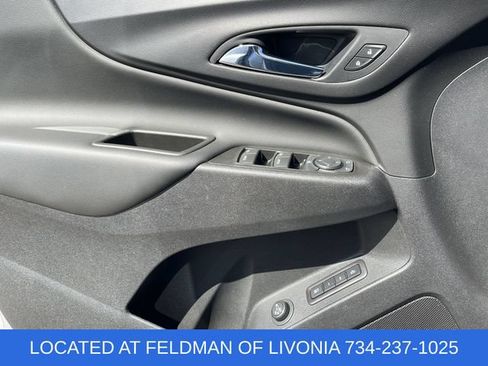 Used 2021 Chevrolet Equinox LT FWD image 21