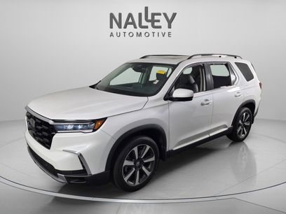 Used 2025 Honda Pilot Elite