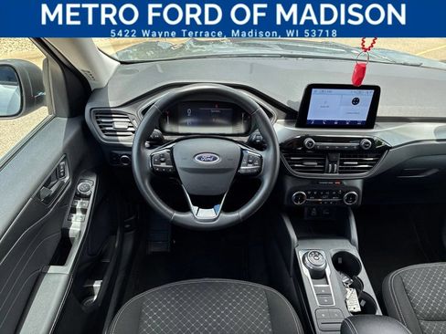Used 2024 Ford Escape Active AWD/4WD image 12