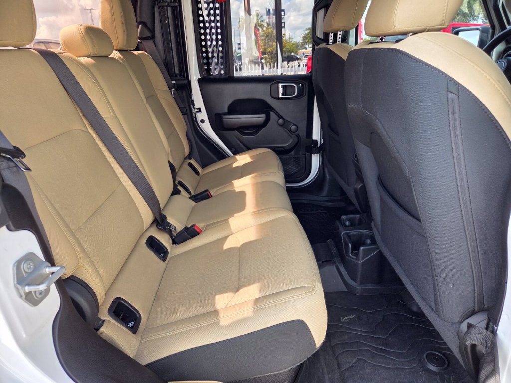Used 2021 Jeep Gladiator Sport AWD/4WD image 15