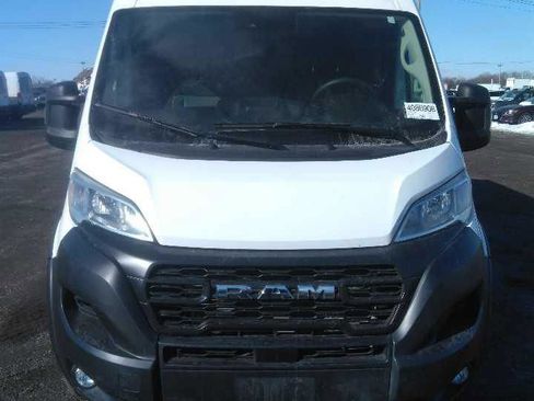 Used 2024 RAM ProMaster 2500 w/ Convenience Group FWD image 18