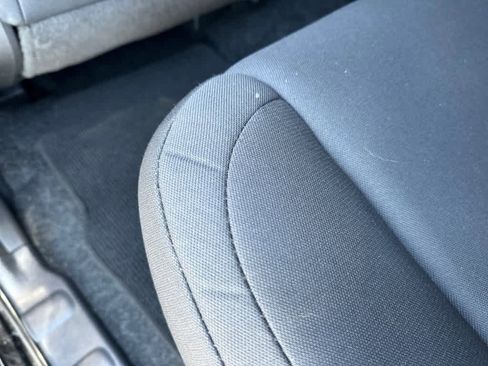 Certified 2024 Nissan Frontier S image 12