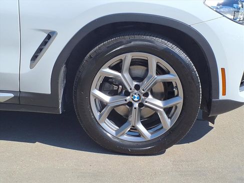 Used 2021 BMW X4 xDrive30i image 22