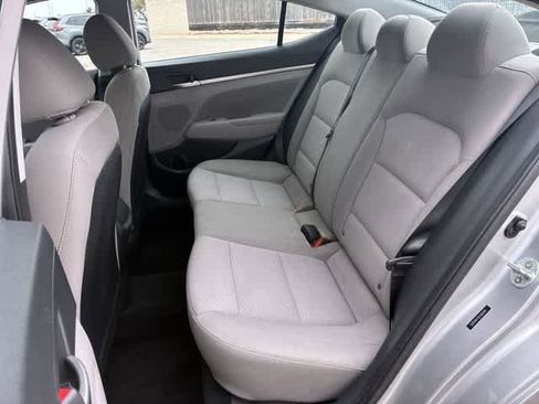 Used 2020 Hyundai Elantra SEL image 20