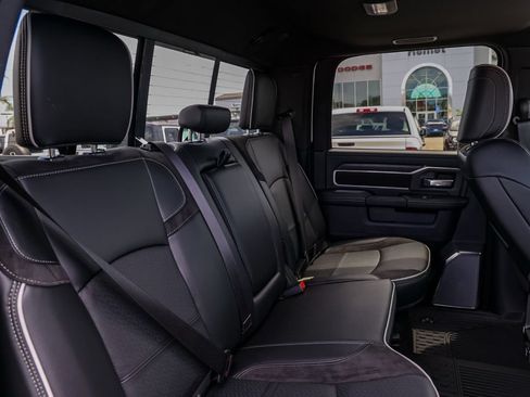 New 2027 RAM 2500 Laramie AWD/4WD image 17