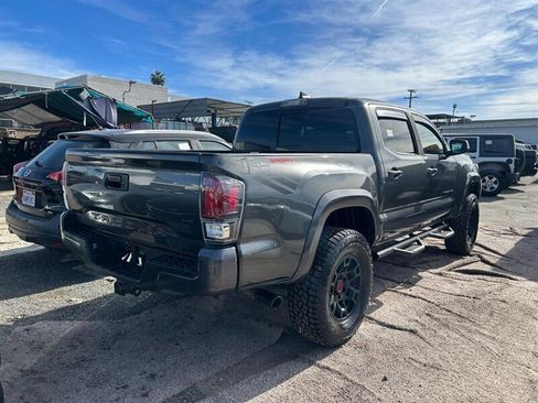 Used 2020 Toyota Tacoma TRD Sport image 27