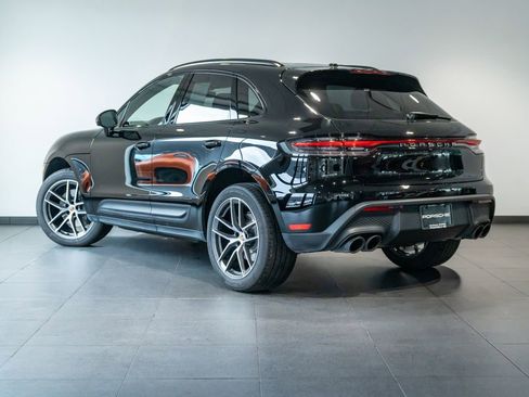 Certified 2026 Porsche Macan AWD/4WD image 3
