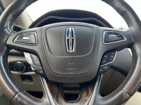 Used 2017 Lincoln MKZ Select w/ Select Plus Package image 17