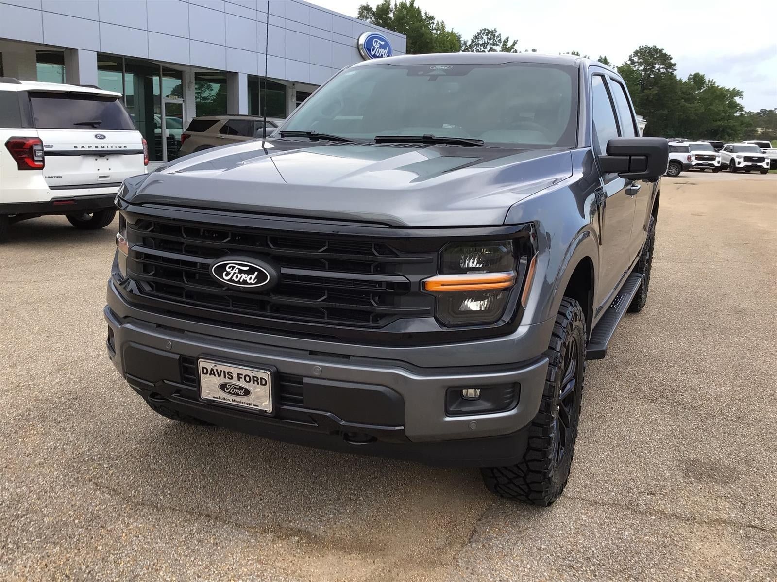New 2026 Ford F150 XLT w/ Equipment Group 302A MID AWD/4WD image 5