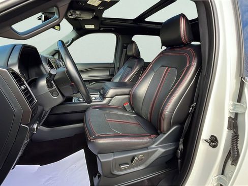 Used 2021 Ford Expedition Limited image 15