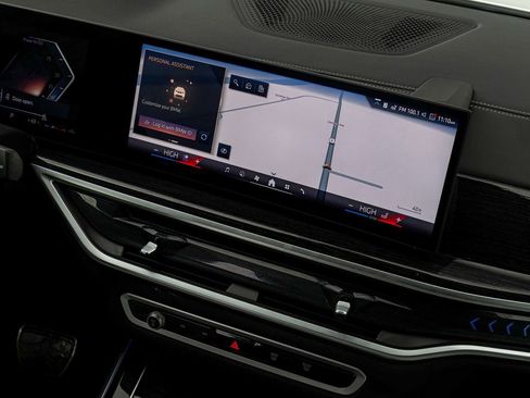 Used 2026 BMW X7 xDrive40i image 21