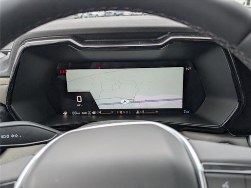 New 2026 Chevrolet Colorado ZR2 w/ Technology Package AWD/4WD image 26