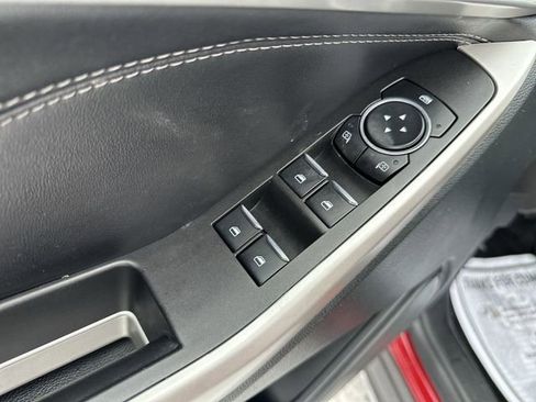 Used 2023 Ford Explorer XLT w/ Equipment Group 202A image 17