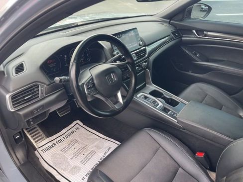 Used 2022 Honda Accord Sport image 11