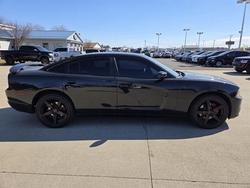 Used 2013 Dodge Charger R/T image 2