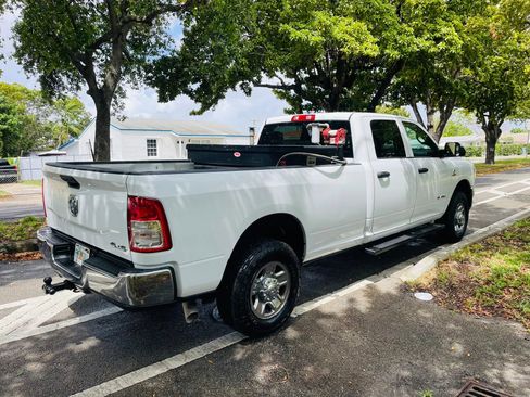 Used 2022 RAM 3500 Tradesman w/ Chrome Appearance Group image 5