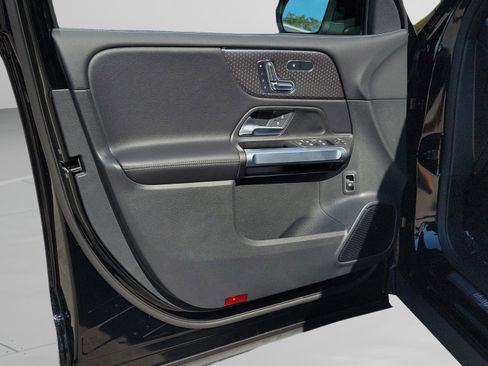 Certified 2026 Mercedes-Benz GLB 250 image 34