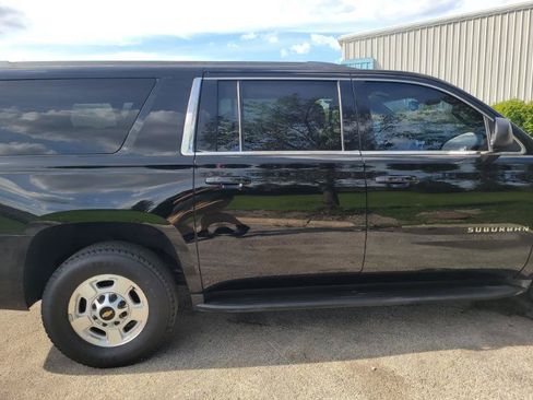 Used 2017 Chevrolet Suburban 3500 LS w/ Driver Alert Package AWD/4WD image 33