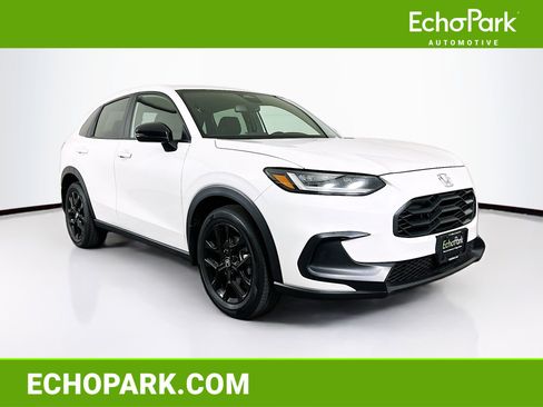 Used 2025 Honda HR-V Sport image 1