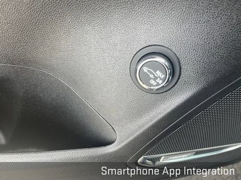 Used 2023 Buick Envision Avenir AWD/4WD image 23