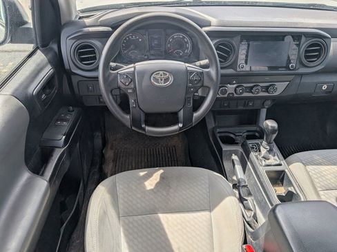 Used 2020 Toyota Tacoma SR AWD/4WD image 8