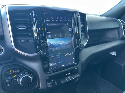 Used 2024 RAM 2500 Big Horn AWD/4WD image 15