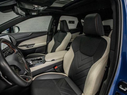 Used 2024 Lexus NX 300h AWD w/ Luxury Package image 26