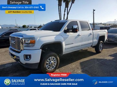 Used 2016 GMC Sierra 2500 Denali w/ Duramax Plus Package