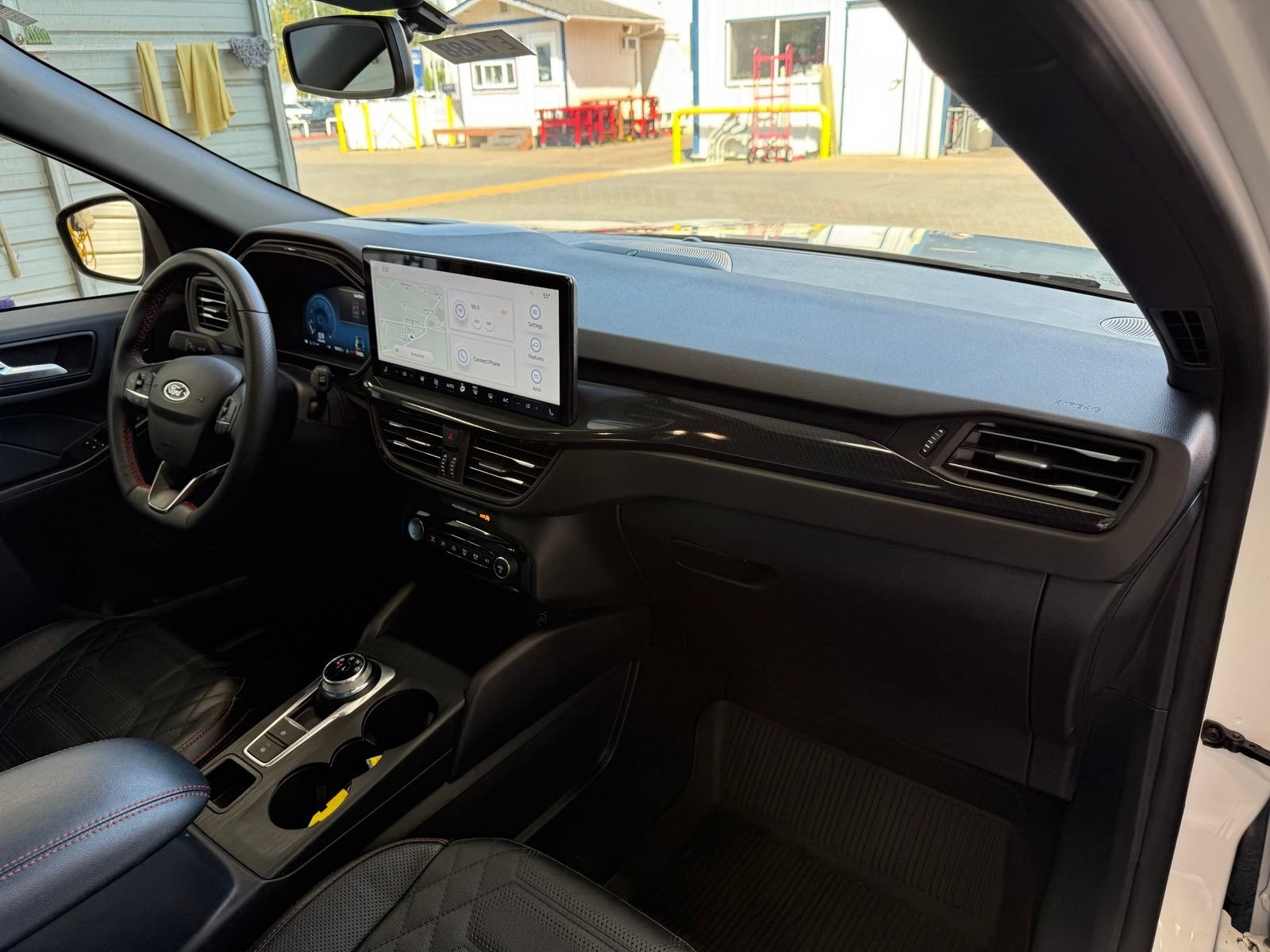 Used 2024 Ford Escape ST-Line Elite w/ Premium Technology Package AWD/4WD image 11