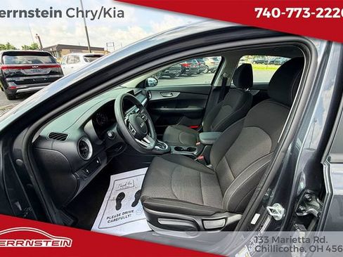 Used 2023 Kia Forte LXS FWD image 19