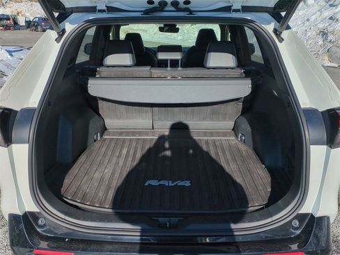 Used 2022 Toyota RAV4 XSE image 21