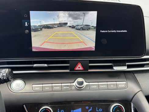 Used 2023 Hyundai Elantra SEL w/ Convenience Package FWD image 22