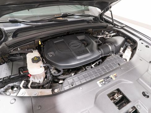 Used 2022 Jeep Grand Cherokee Overland RWD image 37